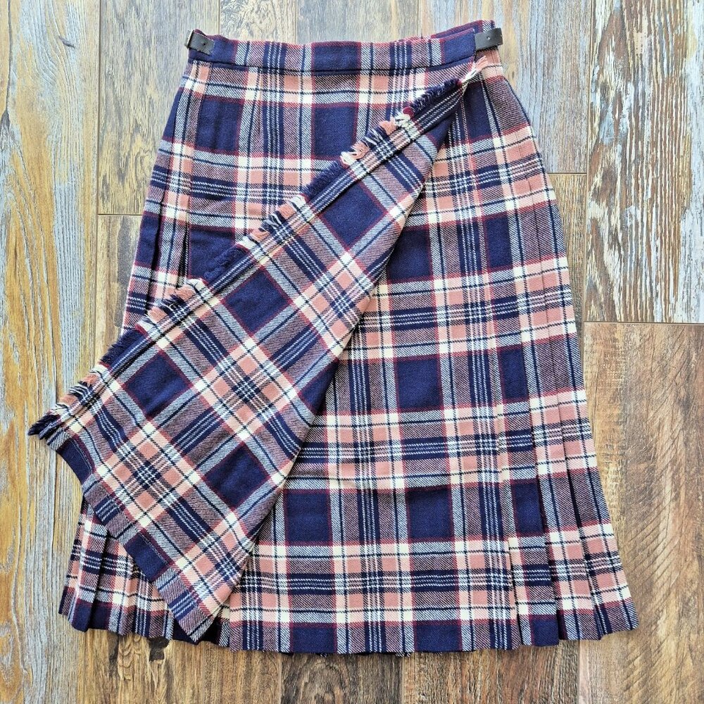 Vintage Pitlochry Knitwear Made in Scotland Wool Wrap Skirt Plaid Buckle